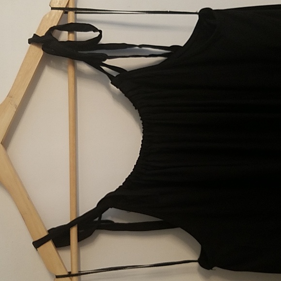 Embroidered Maxi Dress - Picture 5 of 7